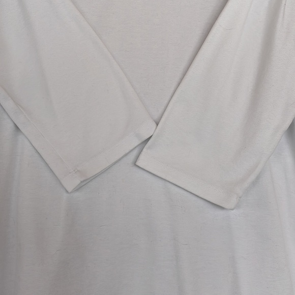 Vicki Wayne 3/4 Sleeve V-Neck White Tee Shirt. size Large. - Picture 5 of 6